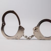handcuffs-1462609571BqT